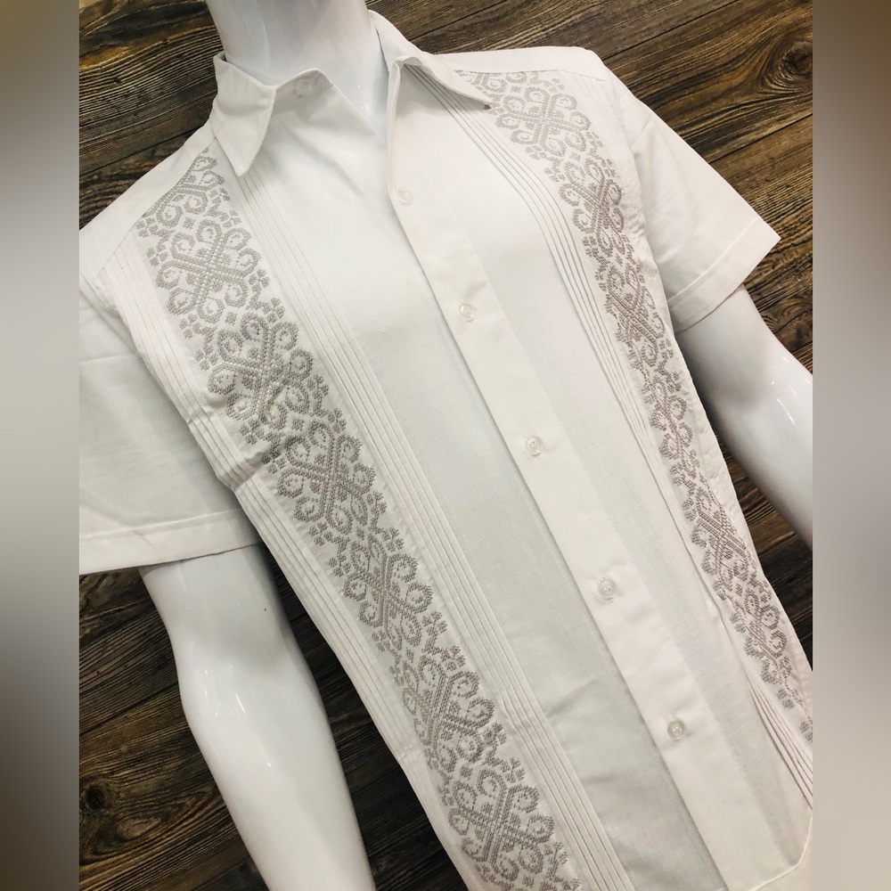 Mens Mexican Shirt Guayabera White Short Sleeve Silver Embroidery
